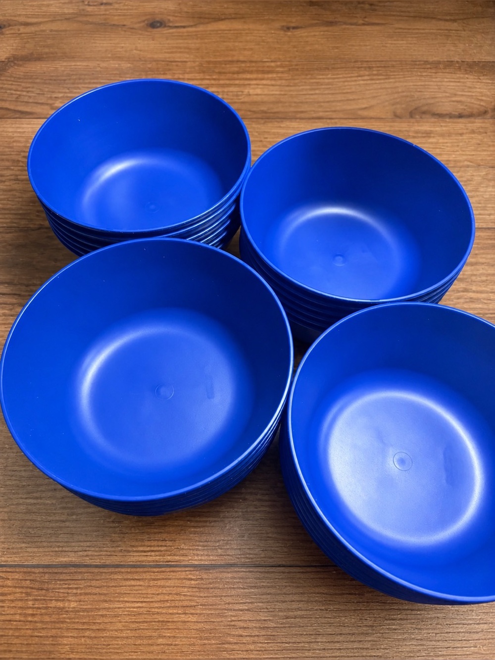 New 6 Set of Deep Royal Blue Plastic Bowls - Multipack